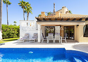Ref. 2303264 | Modernised villa with Mediterranean accents