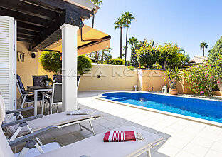 Ref. 2303264 | Propiedad de bajo mantenimiento con plantación mediterránea