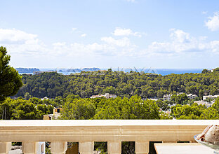 Ref. 1103275 | Panoramic view over the landscape to the sea
