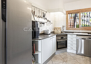 Ref. 2403280 | Fitted and equipped kitchen with electrical appliances