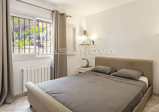 Ref. 2403280 | Large double bedroom with garden view
