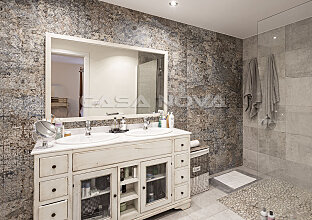 Ref. 2403282 | Further bathroom with modern accents