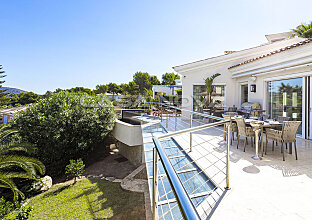 Ref. 2403284 | Modern Mallorca Villa with Pool and Sea View