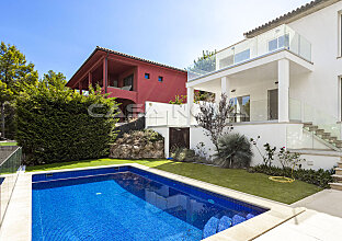 Ref. 2403285 | Modernisierte Villa in begehrter Wohnlage