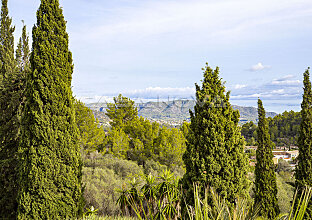 Ref. 2403293 | Imposanter Weitblick in die begrünte Landschaft