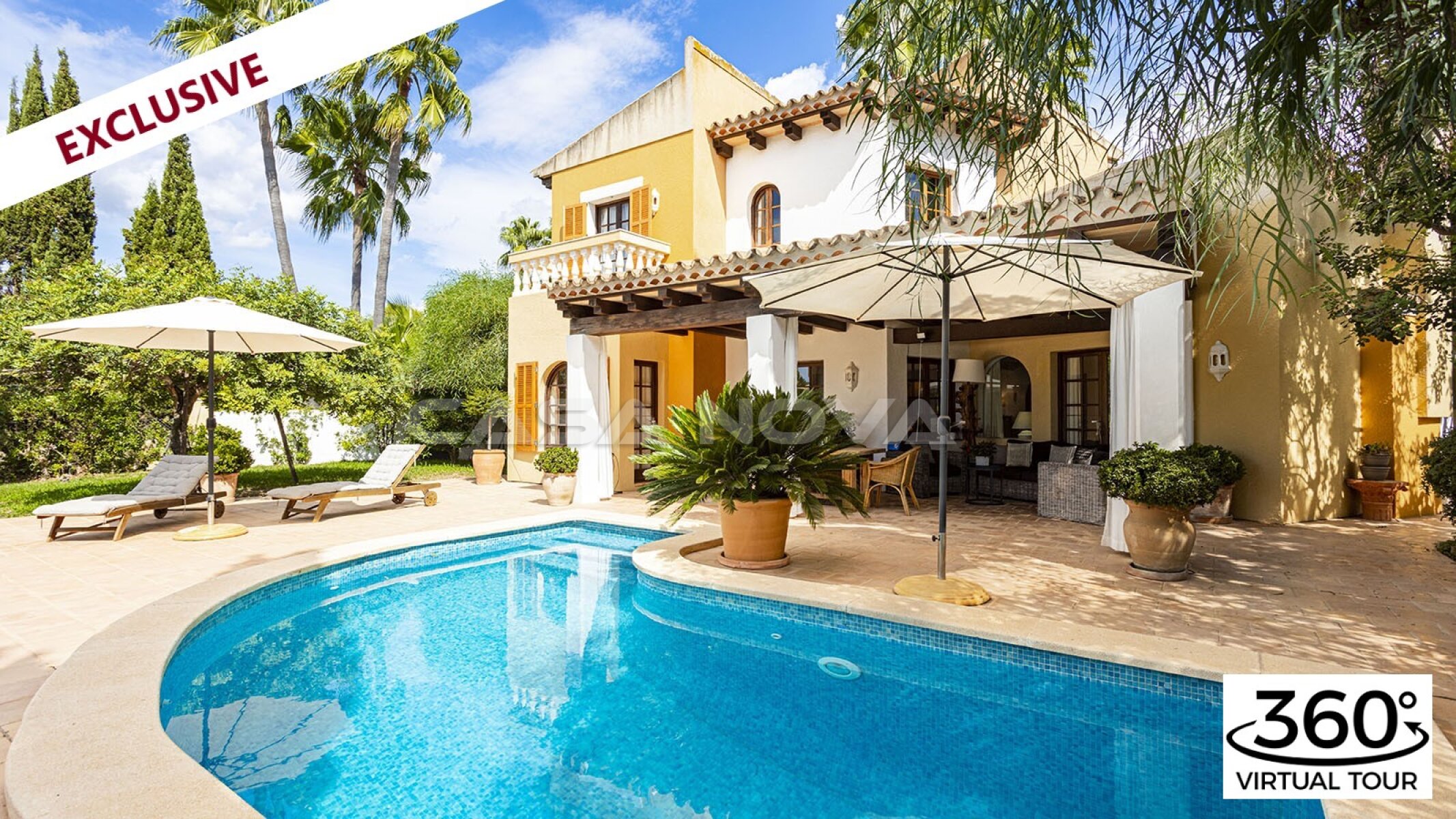 Stylish villa with large garden and pool in 1st line to the golf course