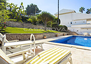 Ref. 2303297 | Charming villa in a quiet residential area 