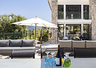 Ref. 2403299 | Stylish terrace area with lounge corner