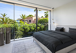 Ref. 2403302 | Avant-garde new build villa with sea view
