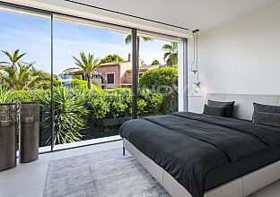 Ref. 2403302 | SOLD BY CASA NOVA PROPERTIES
