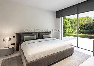 Ref. 2403302 | SOLD BY CASA NOVA PROPERTIES