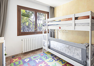Ref. 2303304 | Magnificent villa in quiet residential area with lots of privacy