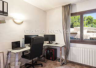 Ref. 2303304 | Magnificent villa in quiet residential area with lots of privacy