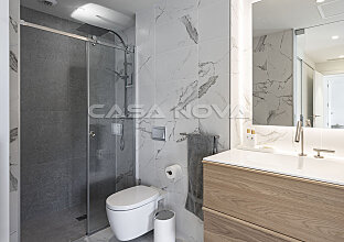 Ref. 1203307 | Cuarto de baño moderno con ducha de cristal