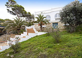 Ref. 2403309 | Immobilien Mallorca traditionelle Meerblick Villa zum Modernisieren 