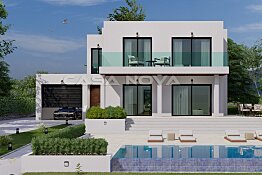 Chalet reformado en una tranquila zona residencial con mucha privacidad