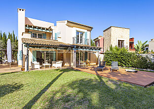 Ref. 2303311 | Gepflegte Mallorca Villa mit Pool in 1. Linie zum Golfplatz 