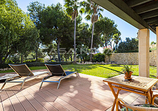 Ref. 2303311 | Well maintained Mallorca villa with pool in 1st line to the golf course 