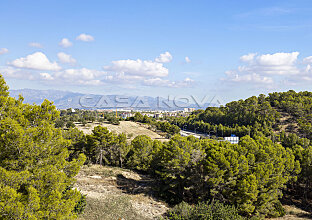 Ref. 2403313 | Mediterranean semi detached villa with pool and panoramic view