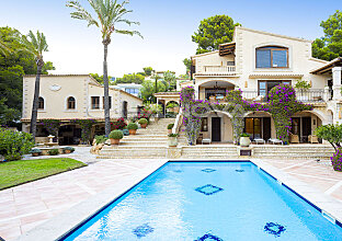 Chalet mediterraneo con vistas magnificas al mar