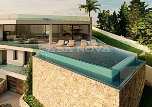 Nueva villa con piscina y fantásticas vistas al mar