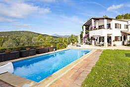 Finca Mallorca con piscina con vistas panorámicas