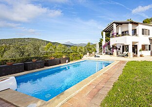 Finca Mallorca with pool with panoramic views