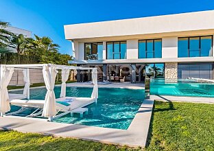 Ref. 2503363 | Extra class villa