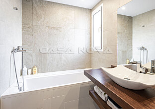 Ref. 2303373 | Tolles Reihenhaus in 1. Linie zum Golfplatz in beliebter Anlage