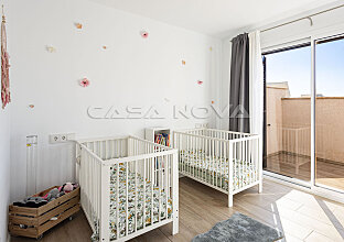 Ref. 2303373 | Tolles Reihenhaus in 1. Linie zum Golfplatz in beliebter Anlage