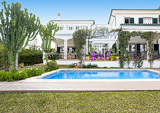 Ref. 2303391 | Preciosa villa de lujo