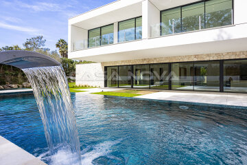 Newly built luxury villa with pool in exclusive residential area