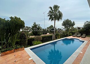 Ref. 2503395 | Encantadora villa con fenomenales vistas panorámicas