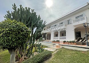 Ref. 2503395 | Encantadora villa con fenomenales vistas panorámicas