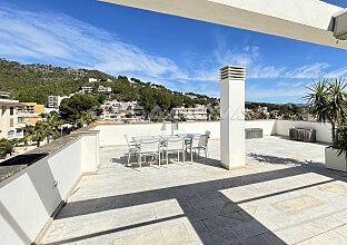 Modernes Penthouse mit tollem Weitblick fußläufig zum Strand