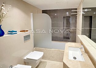 Ref. 1303396 | Moderno ático con magníficas vistas a poca distancia de la playa