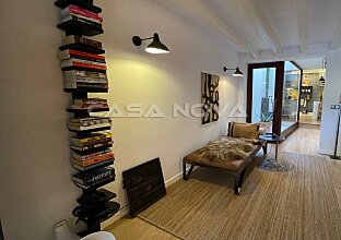 Ref. 1203405 | Elegante dúplex de diseño con hermoso patio interior