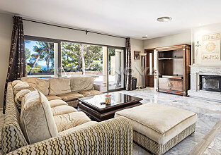 Ref. 2403414 | Mediterranean villa with beautiful garden and pool
