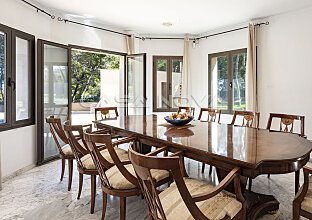 Ref. 2403414 | Mediterranean villa with beautiful garden and pool