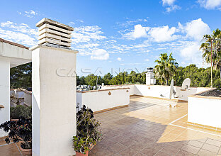 Ref. 2503415 | Romantic villa with beautiful garden and pool 