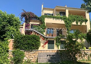 Ref. 2503442 | Fantastic house with wonderful pool and beautiful garden