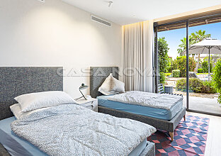 Ref. 2503449 | Moderne Villa mit großem Pool und gepflegtem Garten