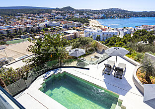 Villa de lujo con impresionantes vistas al mar