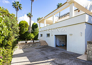 Ref. 2303297 | Charming villa in a quiet residential area 