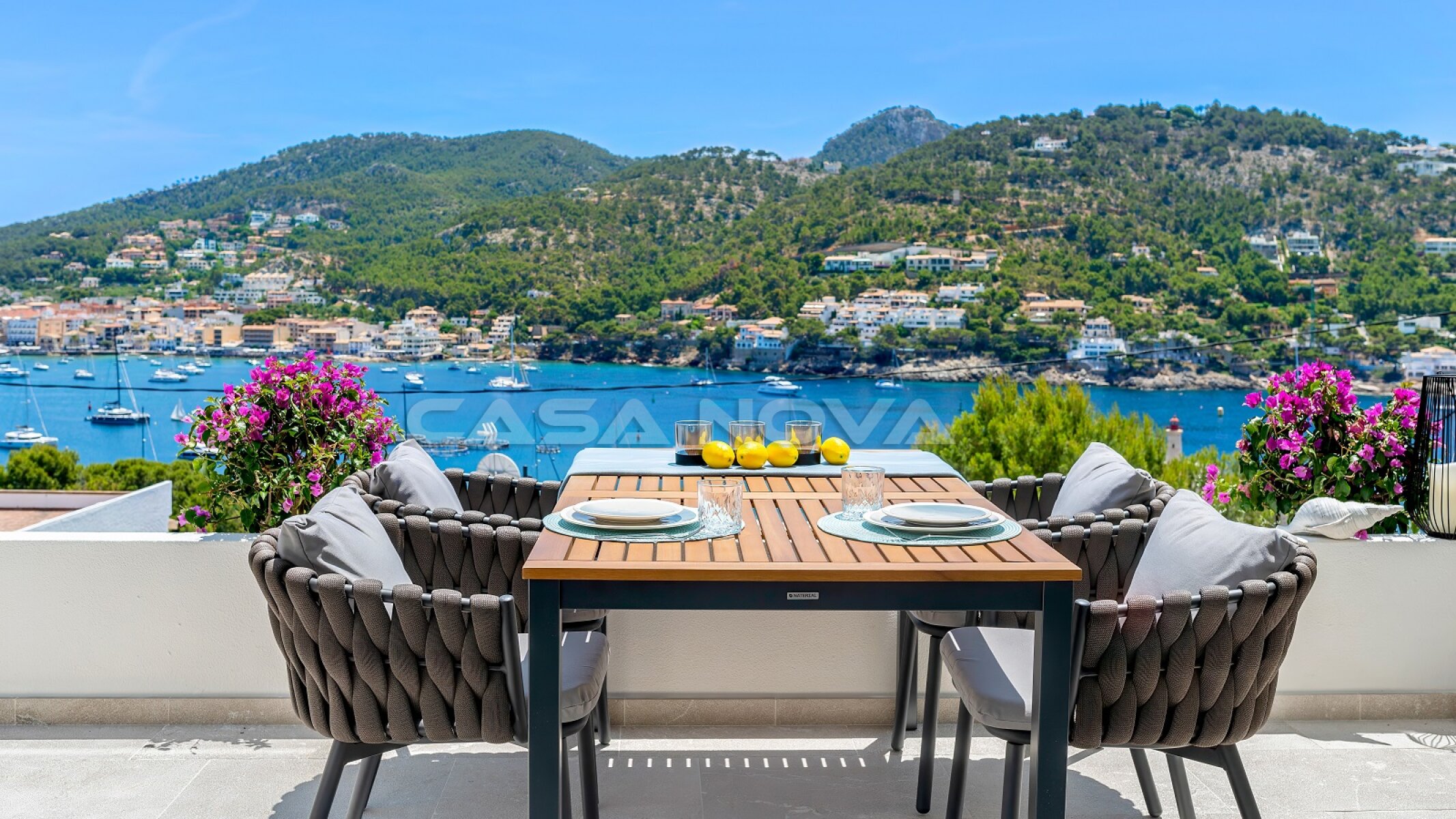 NEW PRICE: Sea view flat in the noble marina