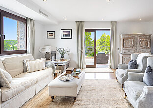 Ref. 2703462 | Enchanting mansion on large land in exclusive location