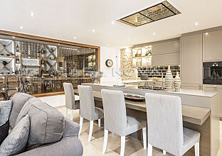 Ref. 2703462 | Enchanting mansion on large land in exclusive location