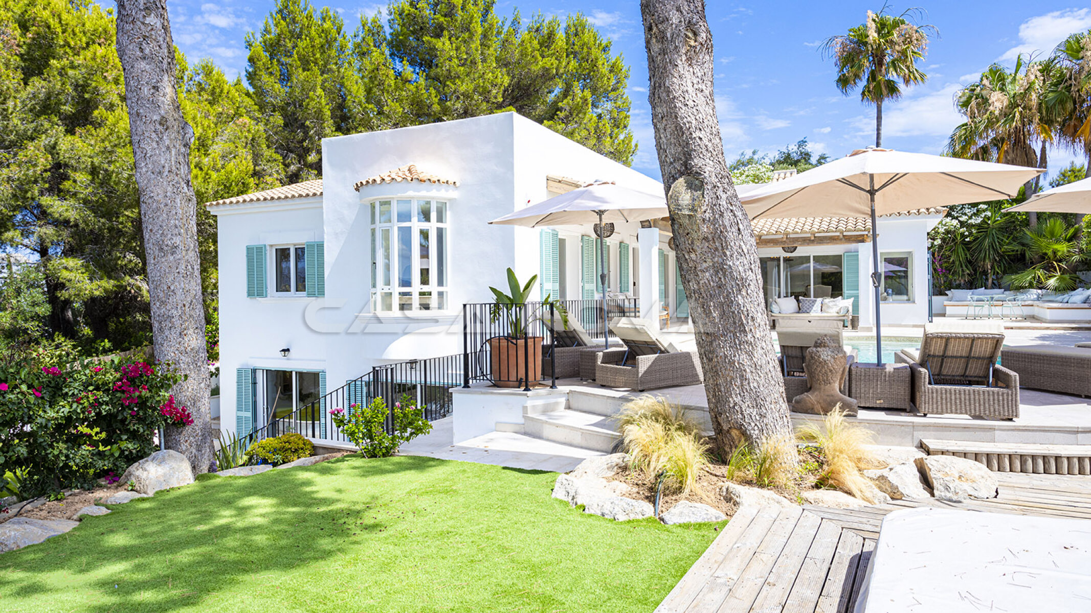 Idyllic villa with panoramic views