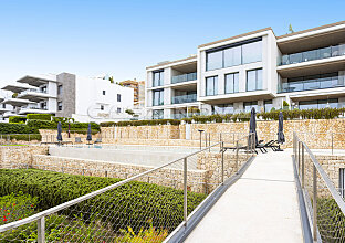 Ref. 1303480 | Neubau Duplex-Apartment mit Garten in zentraler Lage