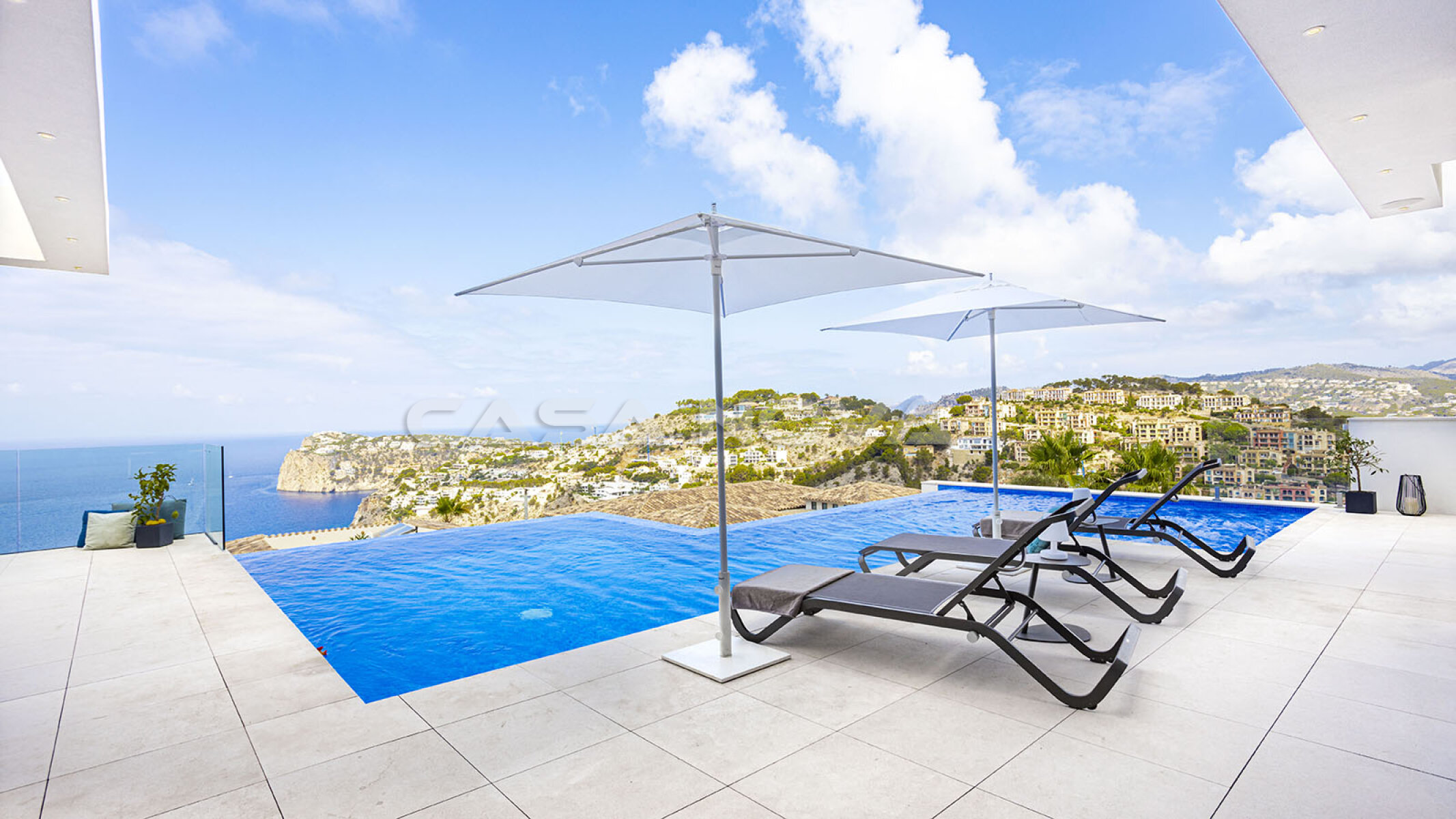 Villa de ensueo con espectaculares vistas al mar